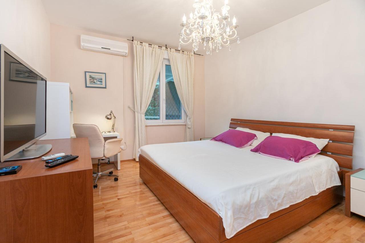 Apartment Relax Whit Big Terrace 170M2 Near The Beach Split Buitenkant foto